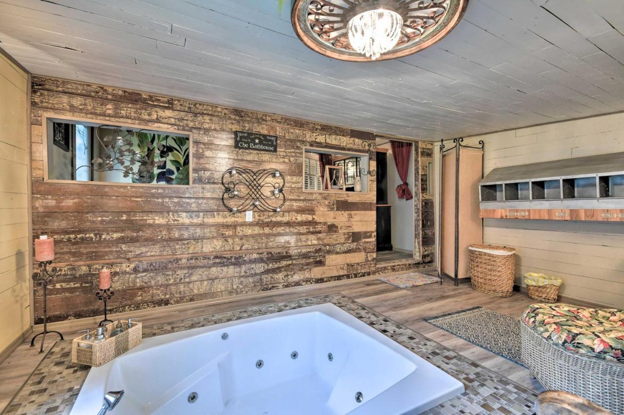 Rustic Chic Home About 1 Mi To Dtwn Hot Springs! 외부 사진